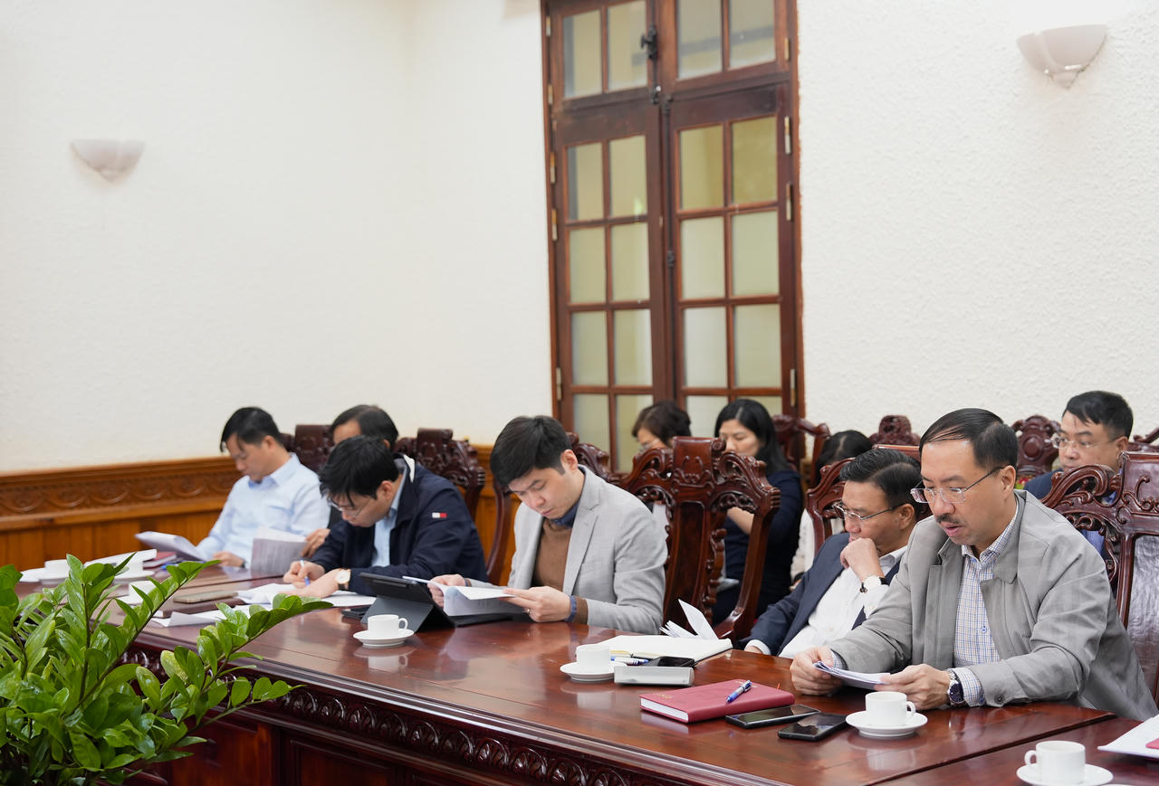 Nâng cao nhận thức về ý nghĩa, tầm quan trọng của công tác bảo vệ nền tảng tư tưởng của Đảng