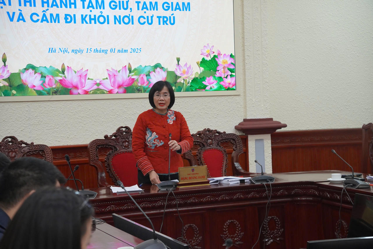 Thẩm định dự án Luật Thi hành tạm giữ, tạm giam và cấm đi khỏi nơi cư trú