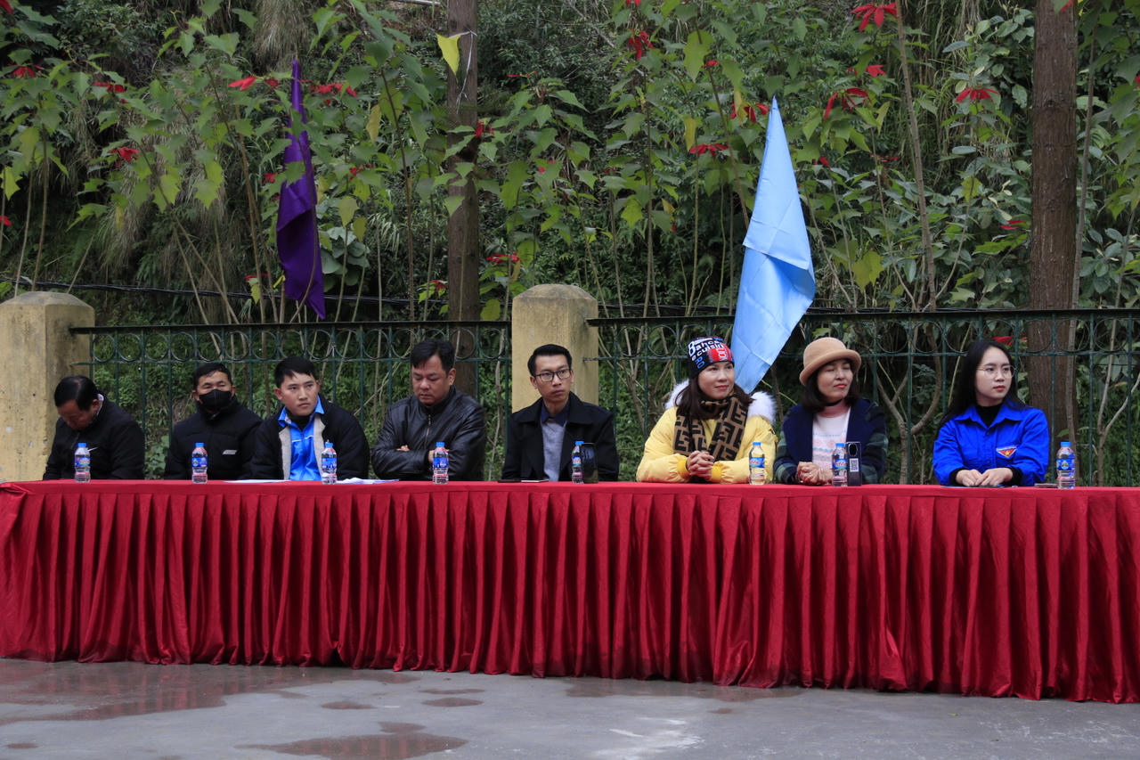 Trường Đại học Luật Hà Nội tổ chức chương trình Xuân Gắn Kết 2025