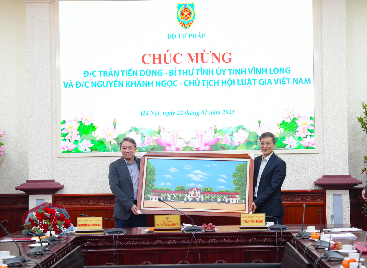 Bộ Tư pháp giao ban cấp Vụ tháng 1/2025