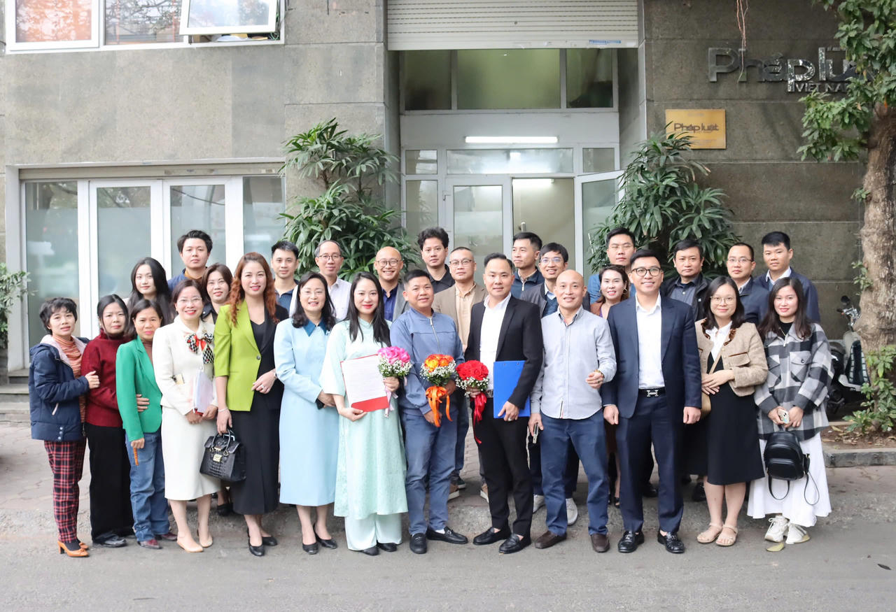 Chi bộ Khối Nội dung, Đảng bộ Báo Pháp luật Việt Nam kết nạp đảng viên mới