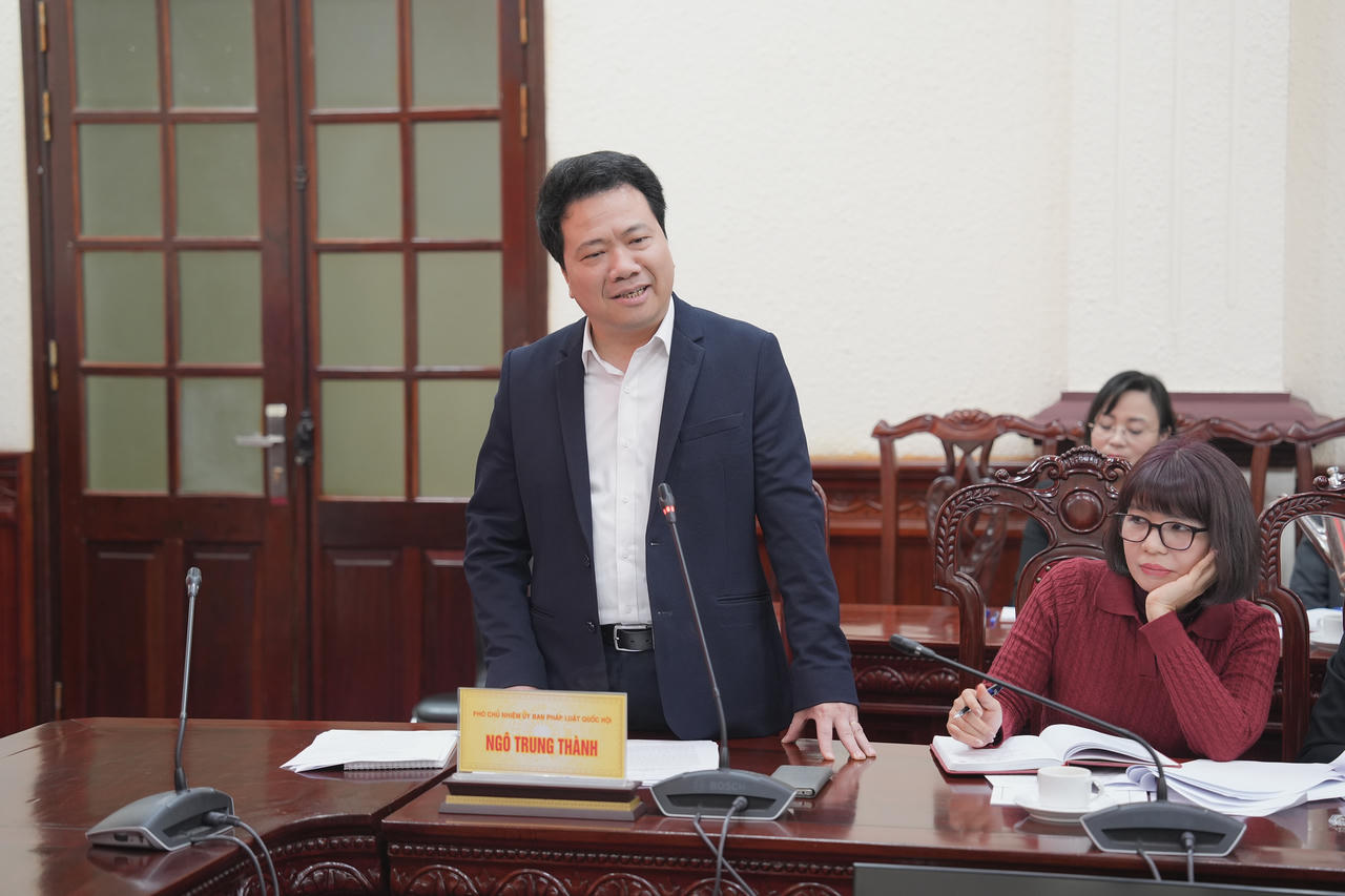 Đổi mới công tác xây dựng và thi hành pháp luật đáp ứng yêu cầu phát triển đất nước trong kỷ nguyên mới