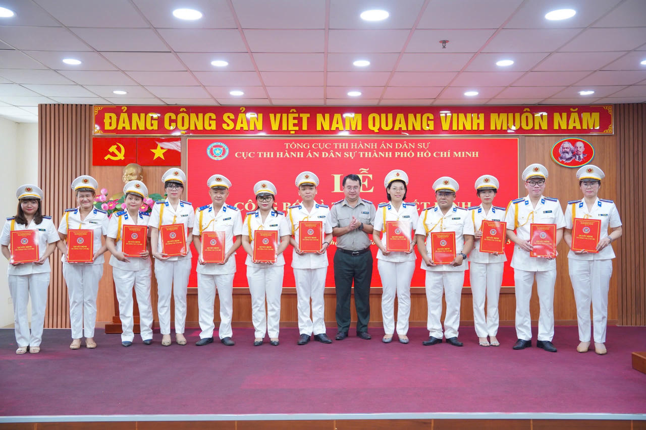 Cục THADS Thành phố Hồ chí Minh công bố và trao quyết định Chấp hành viên sơ cấp