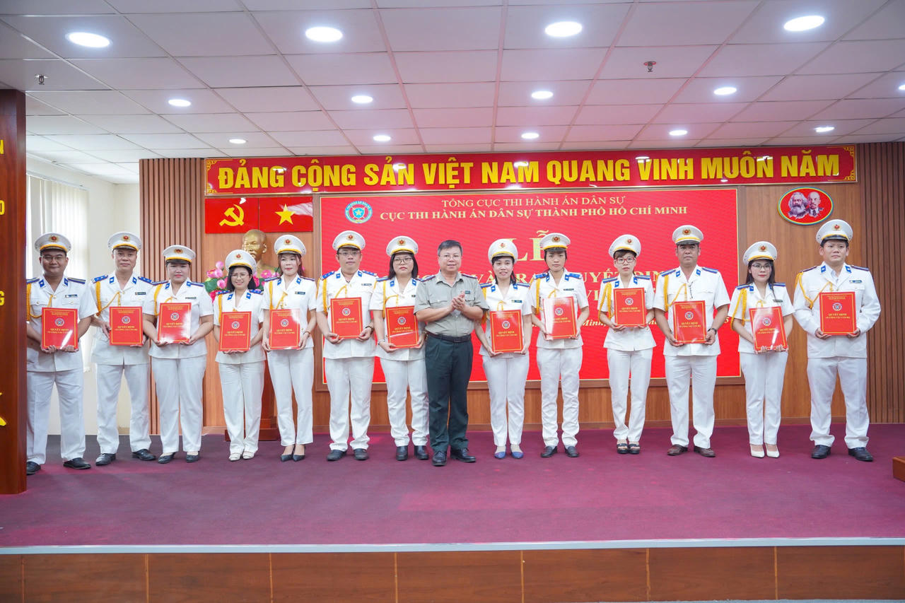 Cục THADS Thành phố Hồ chí Minh công bố và trao quyết định Chấp hành viên sơ cấp