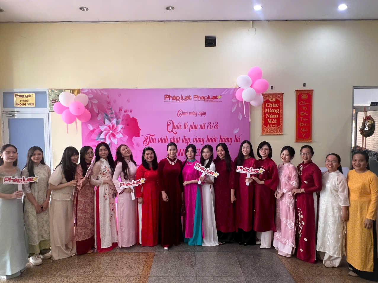 Báo Pháp luật Việt Nam hưởng ứng "Tuần lễ áo dài"