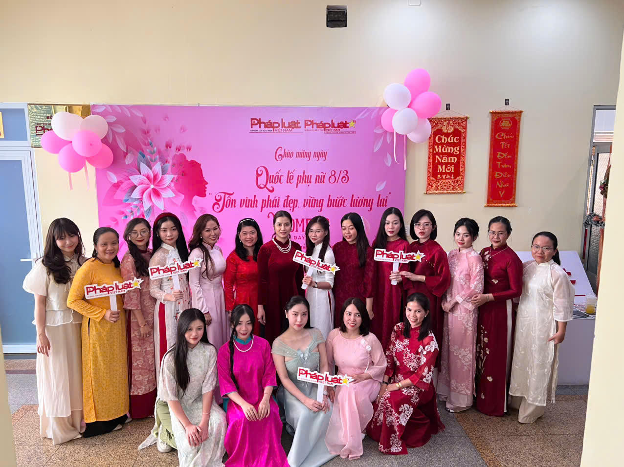 Báo Pháp luật Việt Nam hưởng ứng "Tuần lễ áo dài"