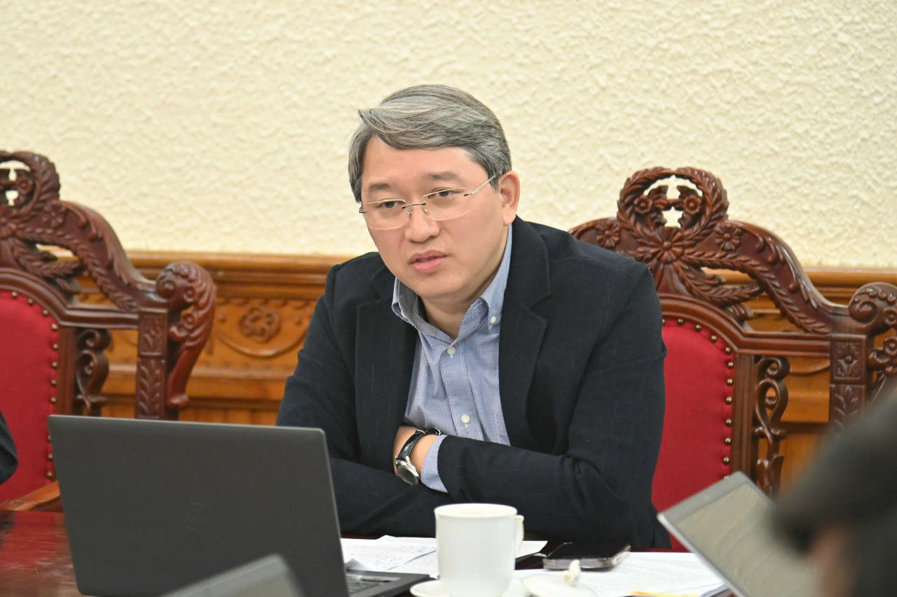 Bộ Tư pháp đẩy mạnh thử nghiệm trợ lý ảo rà soát văn bản quy phạm pháp luật