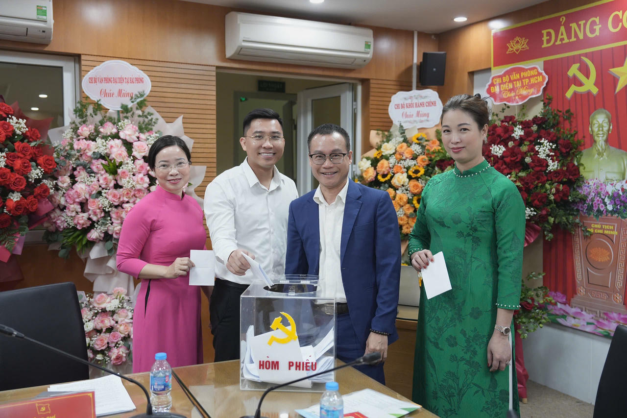 Chi bộ Khối Nội dung Đảng bộ Báo Pháp luật Việt Nam tổ chức thành công Đại hội nhiệm kỳ 2025 – 2027