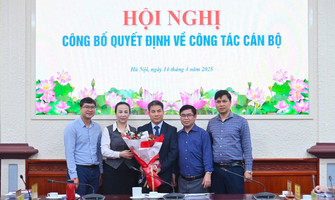 Bộ Tư pháp công bố các quyết định về công tác cán bộ