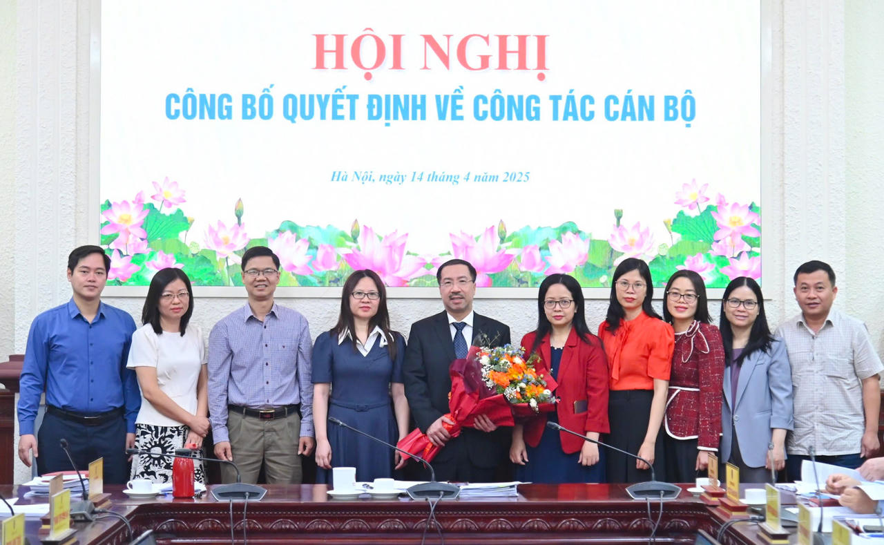 Bộ Tư pháp công bố các quyết định về công tác cán bộ