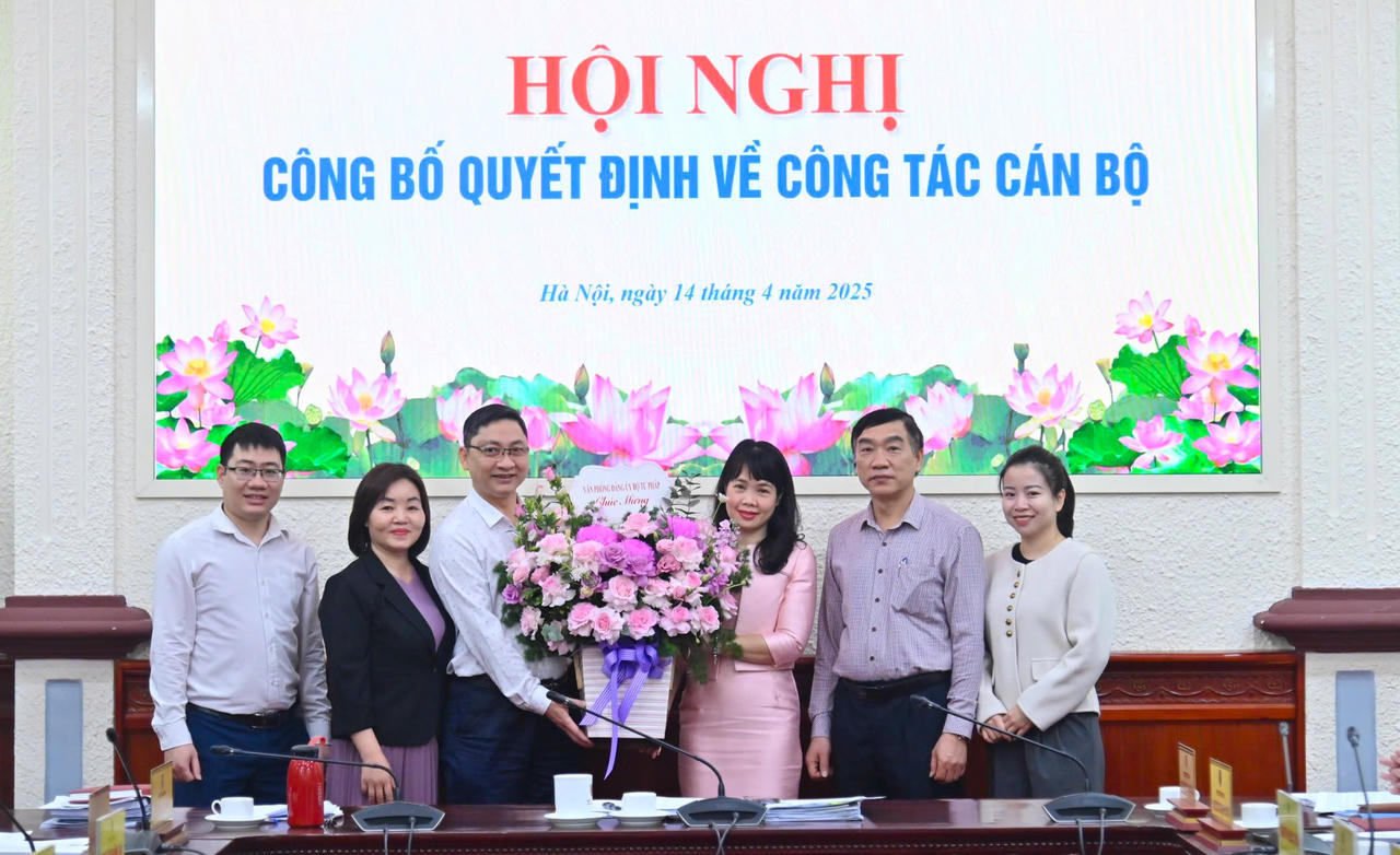Bộ Tư pháp công bố các quyết định về công tác cán bộ