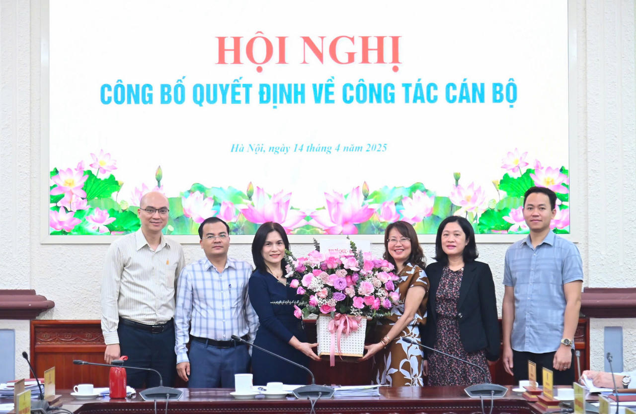Bộ Tư pháp công bố các quyết định về công tác cán bộ