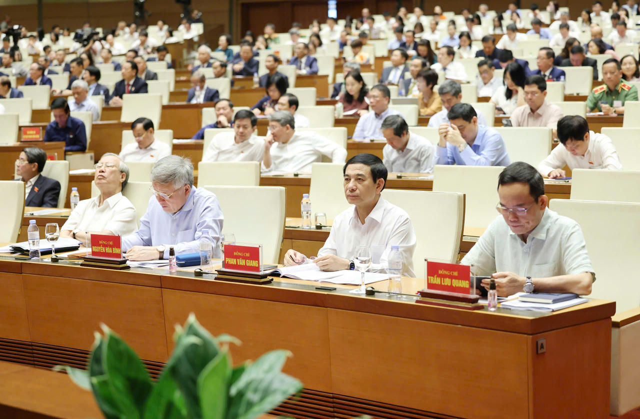 Chủ tịch Quốc hội: Đột phá thể chế, đưa đất nước phát triển hùng cường, thịnh vượng