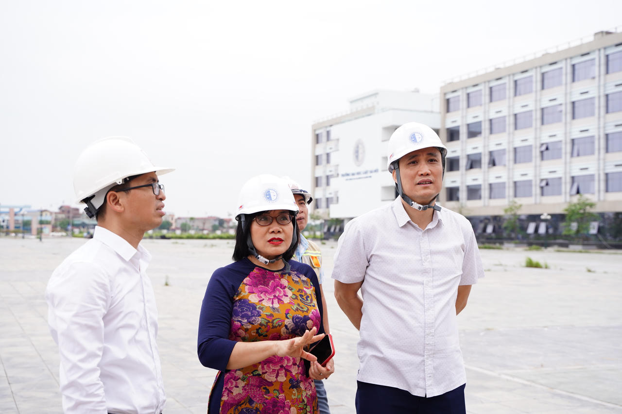 Đẩy nhanh tiến độ hoàn thành một số hạng mục cơ sở 2 Trường Đại học Luật Hà Nội