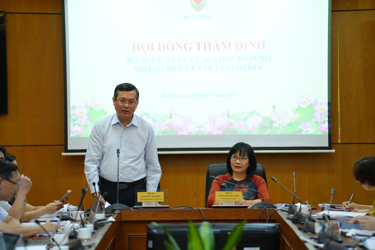 Bỏ Hội đồng trường ở bậc mầm non, phổ thông: Phải đảm bảo sự bình đẳng giữa cơ sở giáo dục công lập và ngoài công lập