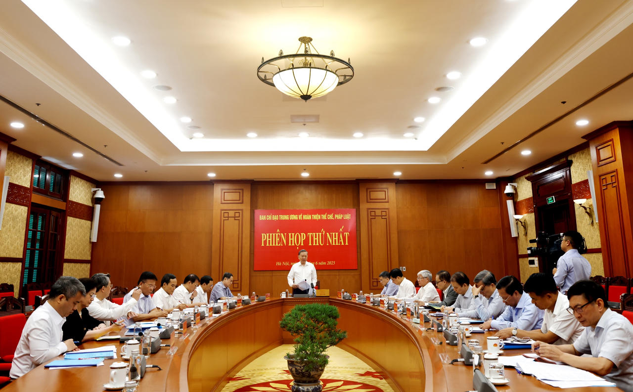 Tổng Bí thư chủ trì Phiên họp thứ nhất Ban Chỉ đạo Trung ương về hoàn thiện thể chế, pháp luật