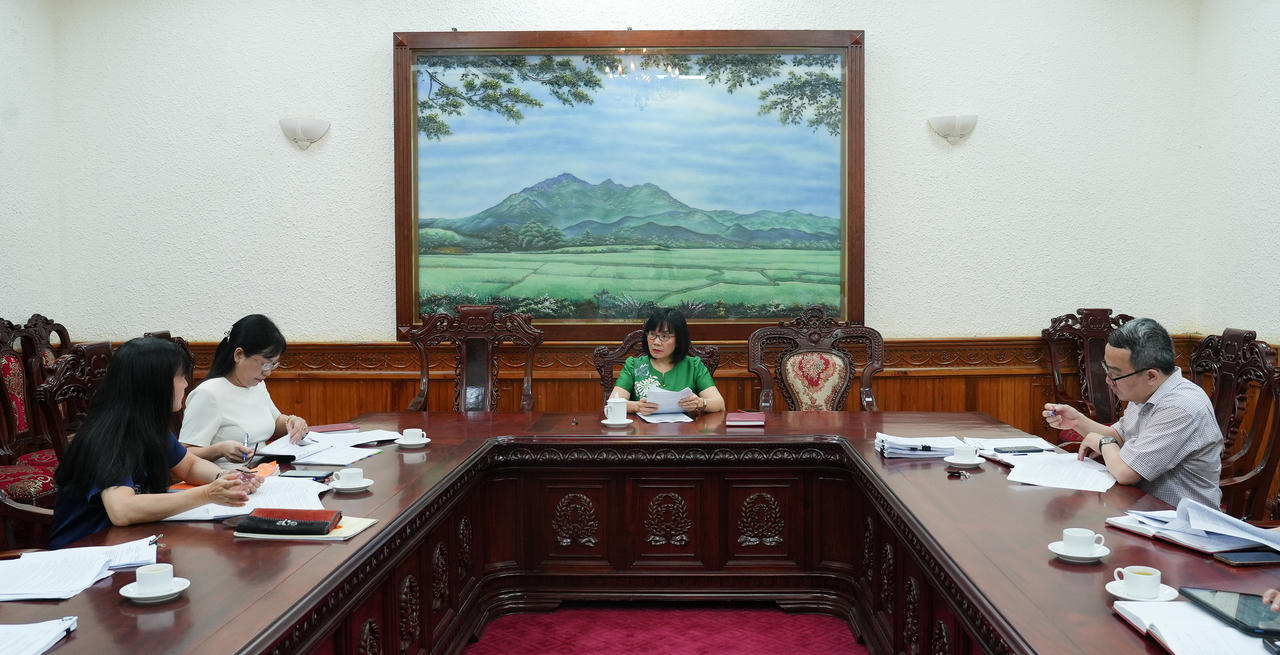 Tăng cường năng lực cho đội ngũ cán bộ làm công tác pháp chế