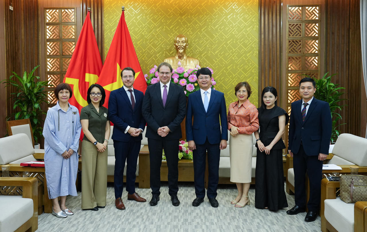 Đẩy mạnh mối quan hệ hợp tác tốt đẹp, hiệu quả giữa Bộ Tư pháp và Viện KAS