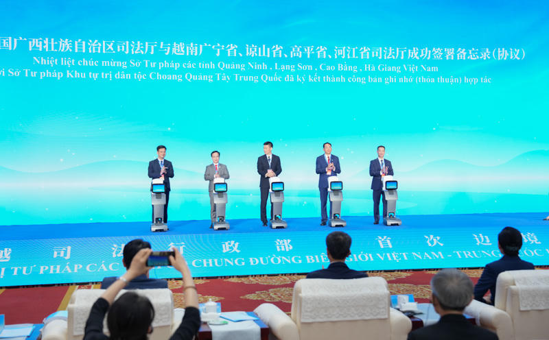 Khai mạc Hội nghị tư pháp các tỉnh có chung đường biên giới Việt Nam – Trung Quốc lần thứ nhất