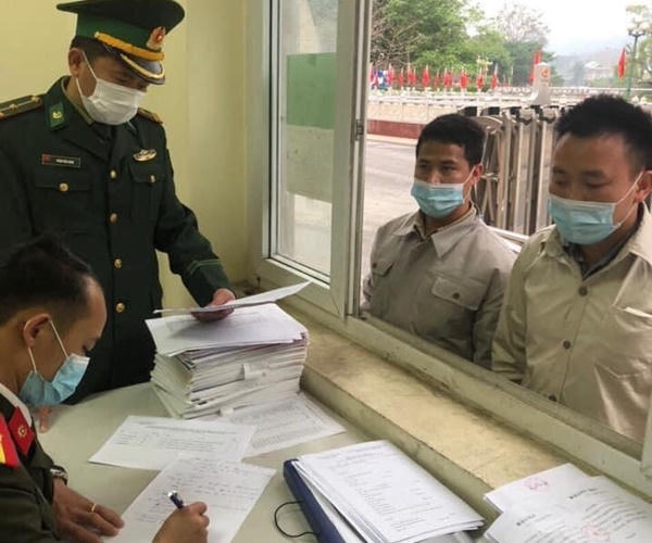 Hà Giang tiếp nhận công dân vượt biên trái phép