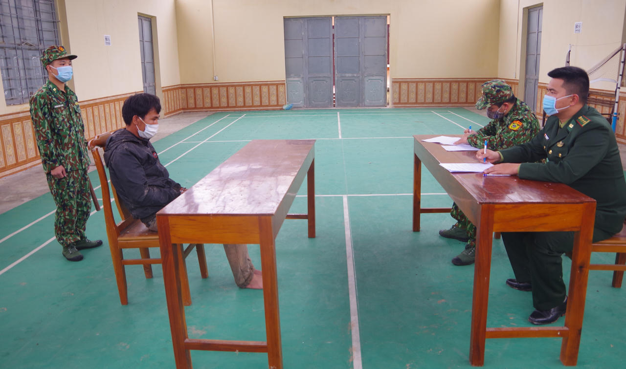 Khởi tố đối tượng tổ chức đưa 11 người xuất cảnh trái phép