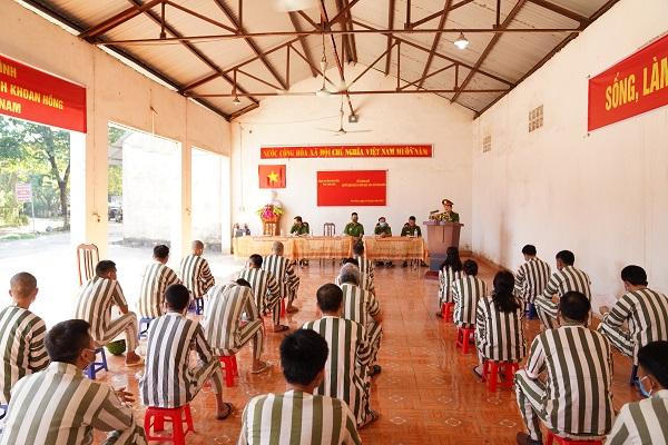 Hoà Bình đảm bảo an toàn cho 32 phạm nhân được đặc xá năm 2021