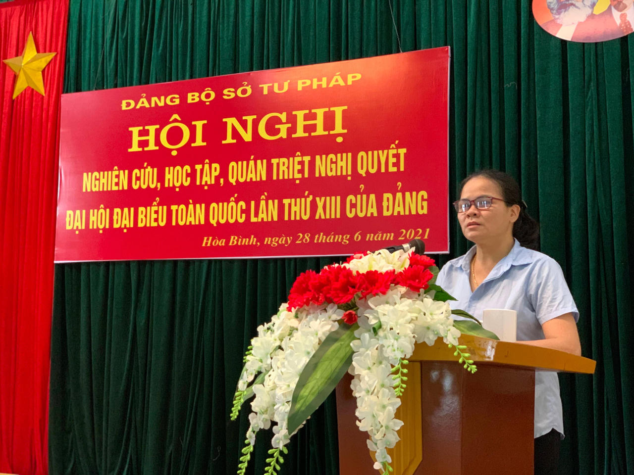 Hòa Bình học tập và triển khai theo Nghị quyết Đại hội đại biểu lần thứ XIII của Đảng