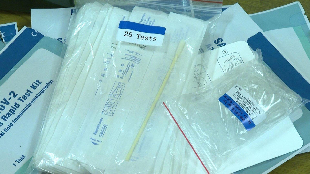 Phú Thọ: Khởi tố 2 đối tượng vận chuyển thiết bị y tế không rõ nguồn gốc