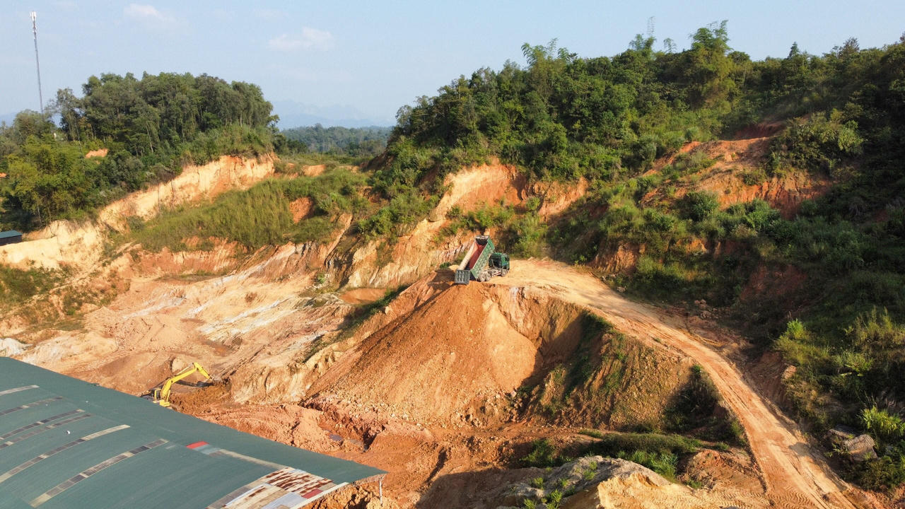 Cao Bằng tái diễn tình trạng xe quá khổ, quá tải