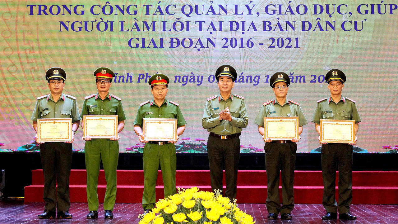 Vĩnh Phúc: Nhiều kết quả tích cực trong công tác quản lý, giáo dục, giúp đỡ người lầm lỗi