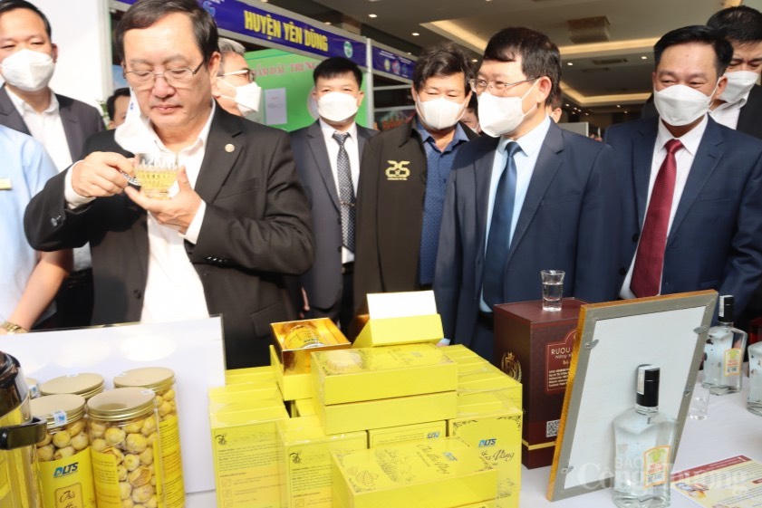 Khoa học và công nghệ là đòn bẩy trong quá trình tái cơ cấu kinh tế, chuyển đổi mô hình tăng trưởng ở Bắc Giang