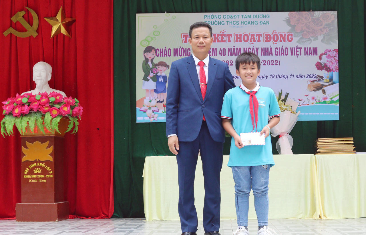 ATGT học đường tại Tam Dương, Vĩnh Phúc: 'Mỗi học sinh như một chiến sĩ CSGT'