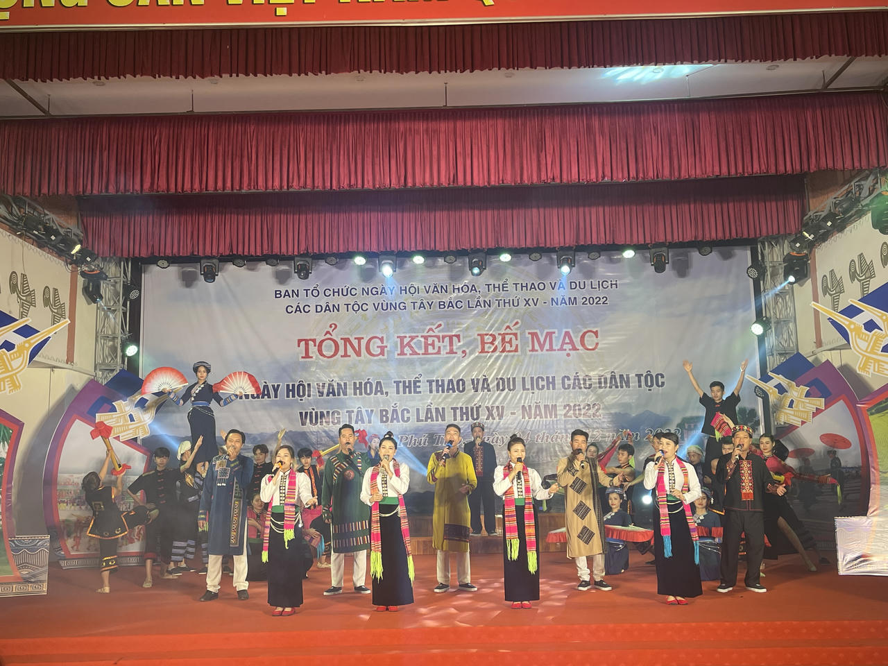 Bế mạc Ngày hội Văn hoá, thể thao và du lịch các dân tộc vùng Tây Bắc lần thứ XV