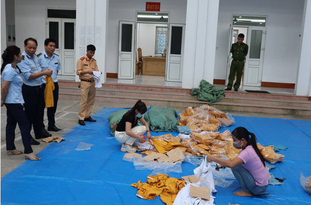 Đẩy mạnh công tác quản lý thị trường dịp cuối năm