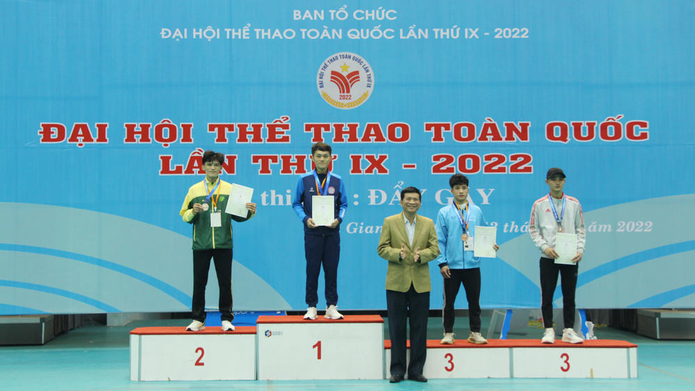 Đoàn Thể thao Thái Nguyên dẫn đầu môn Đẩy gậy