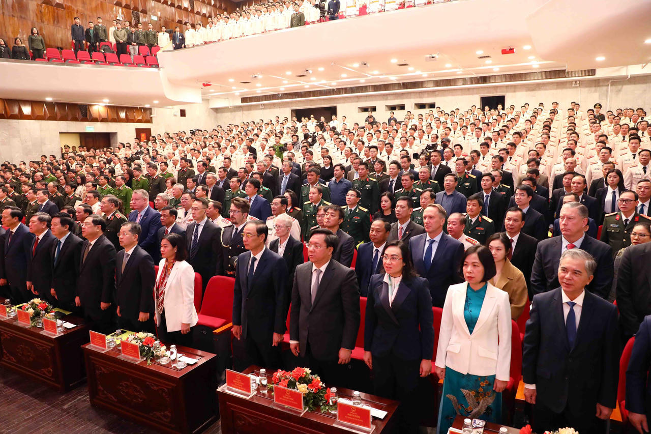 Phát huy truyền thống Anh hùng lực lượng cảnh vệ Công an nhân dân