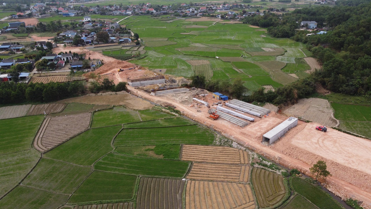 Đẩy nhanh tiến độ xây dựng tuyến đường liên kết, kết nối các tỉnh Thái Nguyên, Bắc Giang và Vĩnh Phúc