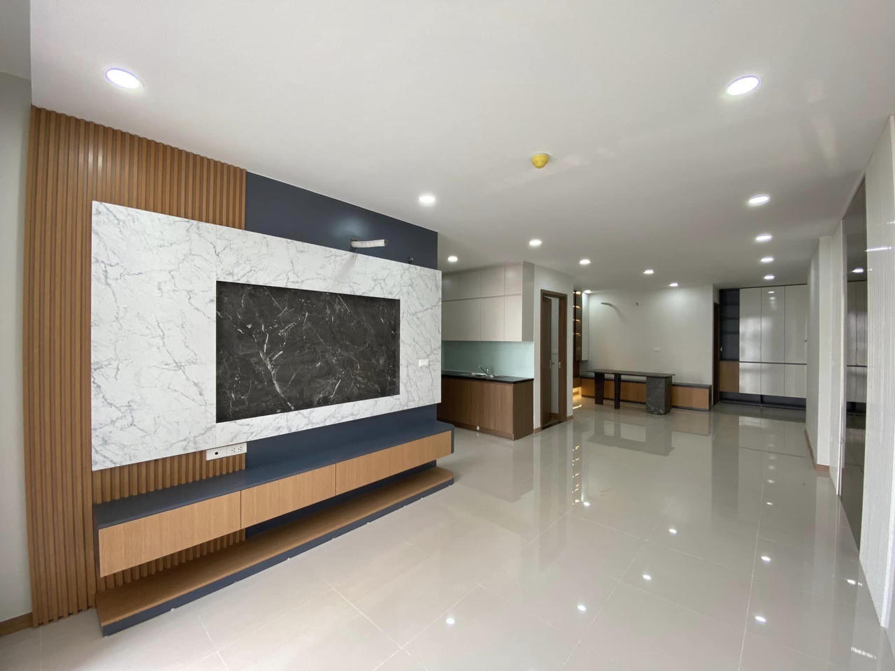 Thị trường trầm lắng, căn hộ chung cư sắp được bàn giao vẫn được ưa chuộng