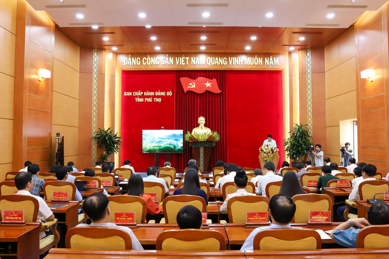 Thường trực Ban Bí thư ghi nhận nỗ lực duy trì phát triển kinh tế cùa Phú Thọ 