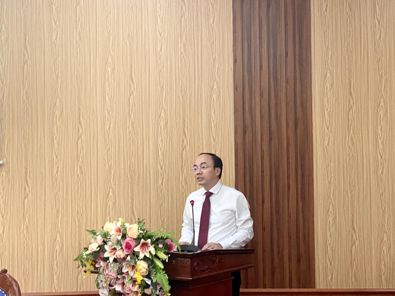 Bắc Kạn phát động phong trào quyên góp điện thoại thông minh tặng người dân 