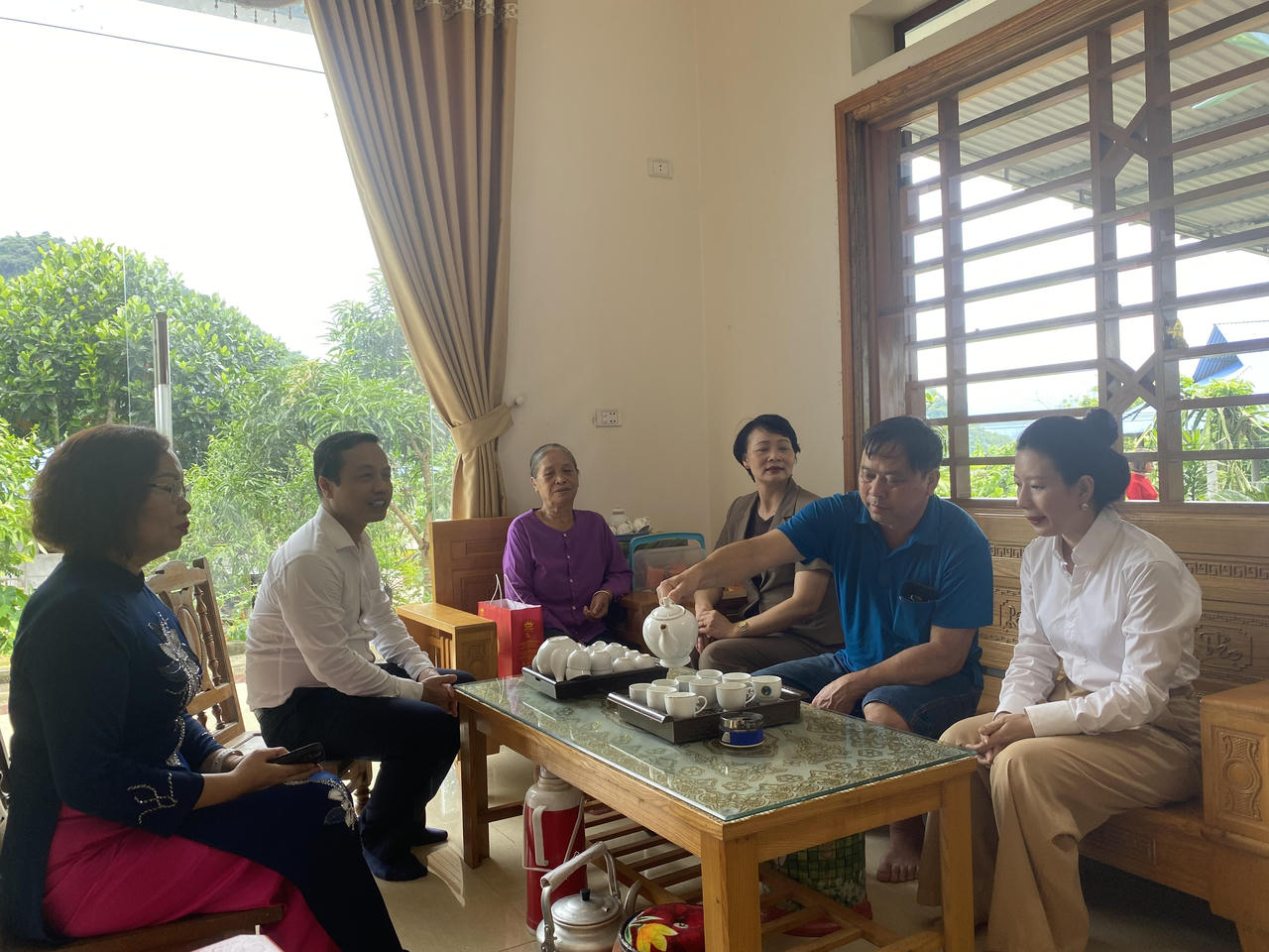 Lãnh đạo Bộ Tư pháp dâng hương kỷ niệm 78 năm ngày truyền thống ngành Tư pháp 