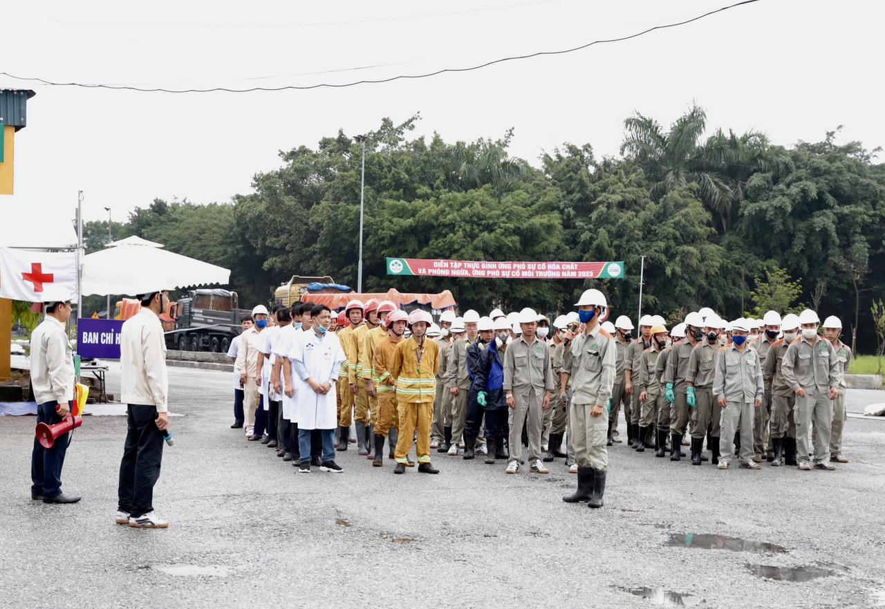 Supe Lâm Thao tăng cường công tác đảm bảo an toàn hóa chất