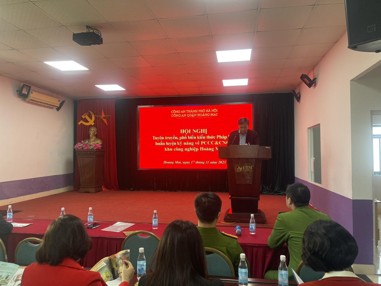 Tập huấn kỹ năng công tác phòng cháy chữa cháy tại KCN Hoàng Mai