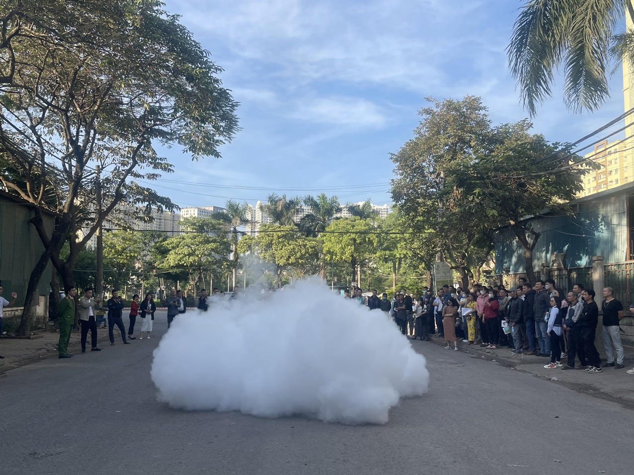 Tập huấn kỹ năng công tác phòng cháy chữa cháy tại KCN Hoàng Mai