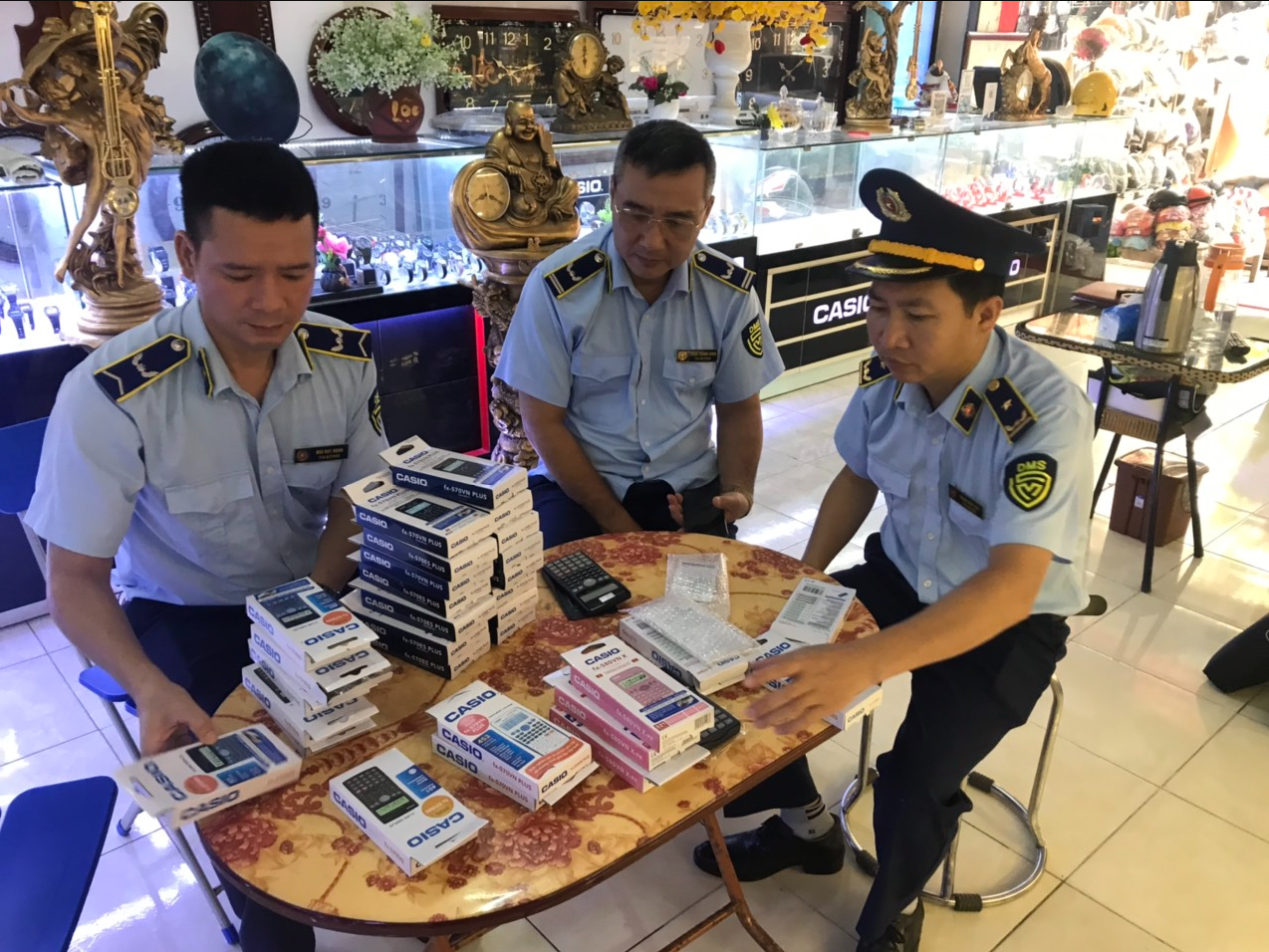 Phú Thọ tăng cường công tác quản lý thị trường hàng hóa cuối năm