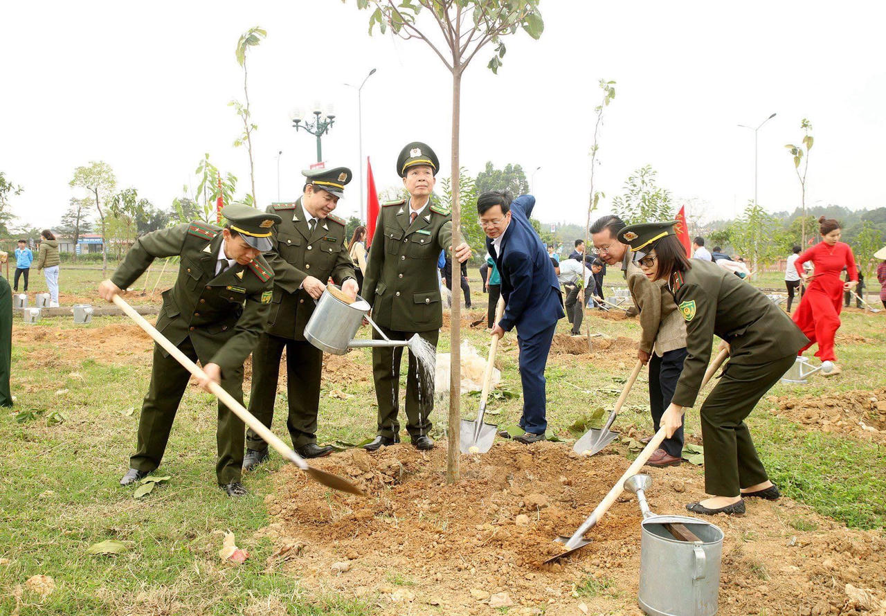 Các địa phương đồng loạt tổ chức “Tết trồng cây đời đời nhớ ơn Bác Hồ” 
