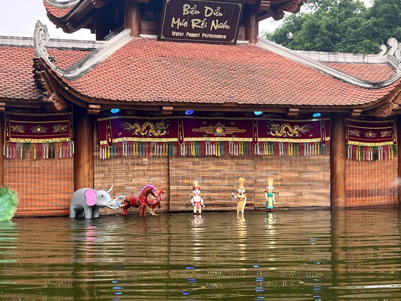 Sự tích “Vua Hùng kén rể” được kể lại bằng nghệ thuật múa rối nước dân gian