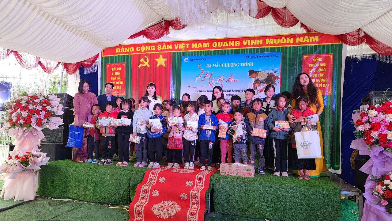 Đồn Biên phòng Y Tý (Lào Cai) kỷ niệm 65 năm ngày truyền thống