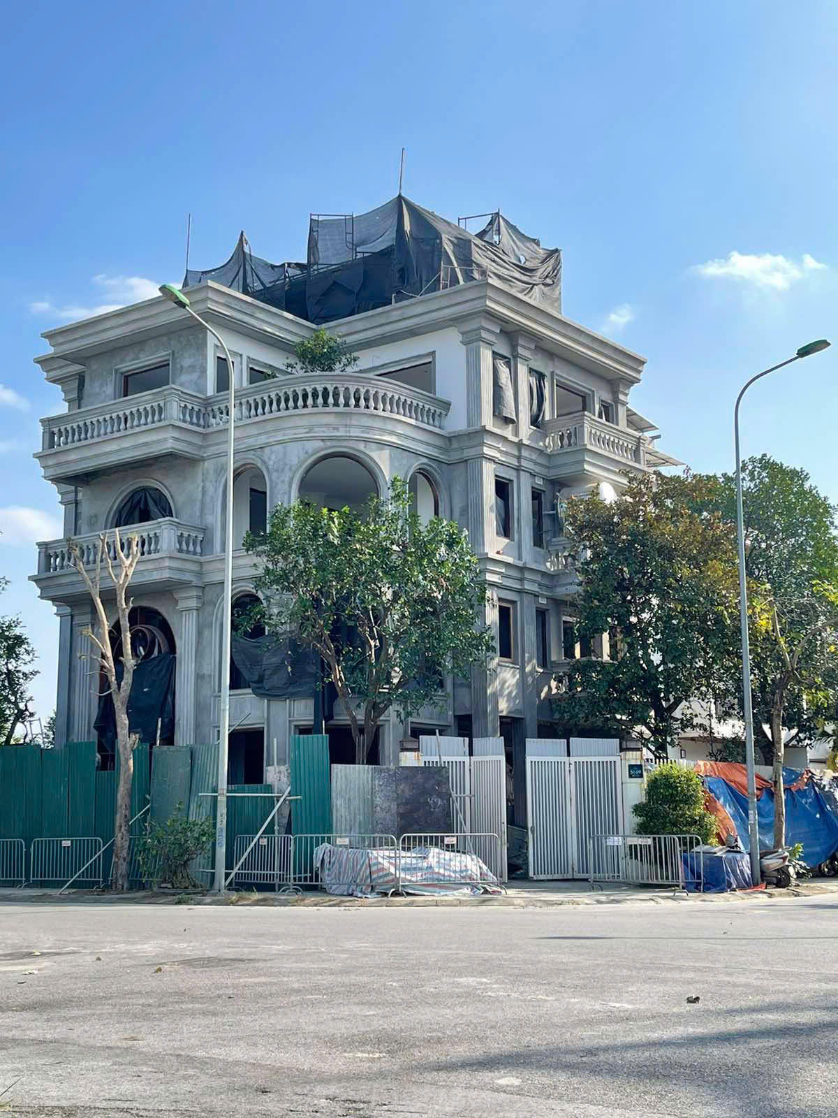 Phường Xuân Phương (Nam Từ Liêm - Hà Nội): Điểm nóng về vi phạm trật tự xây dựng đô thị?