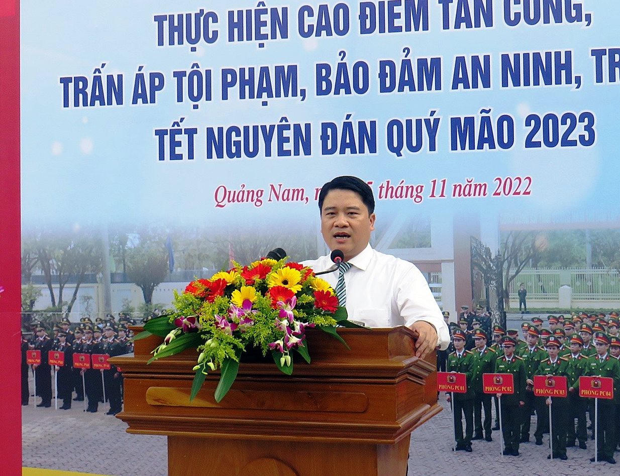 Công an loạt tỉnh, thành ra quân bảo đảm an ninh trật tự dịp Tết Quý Mão 2023